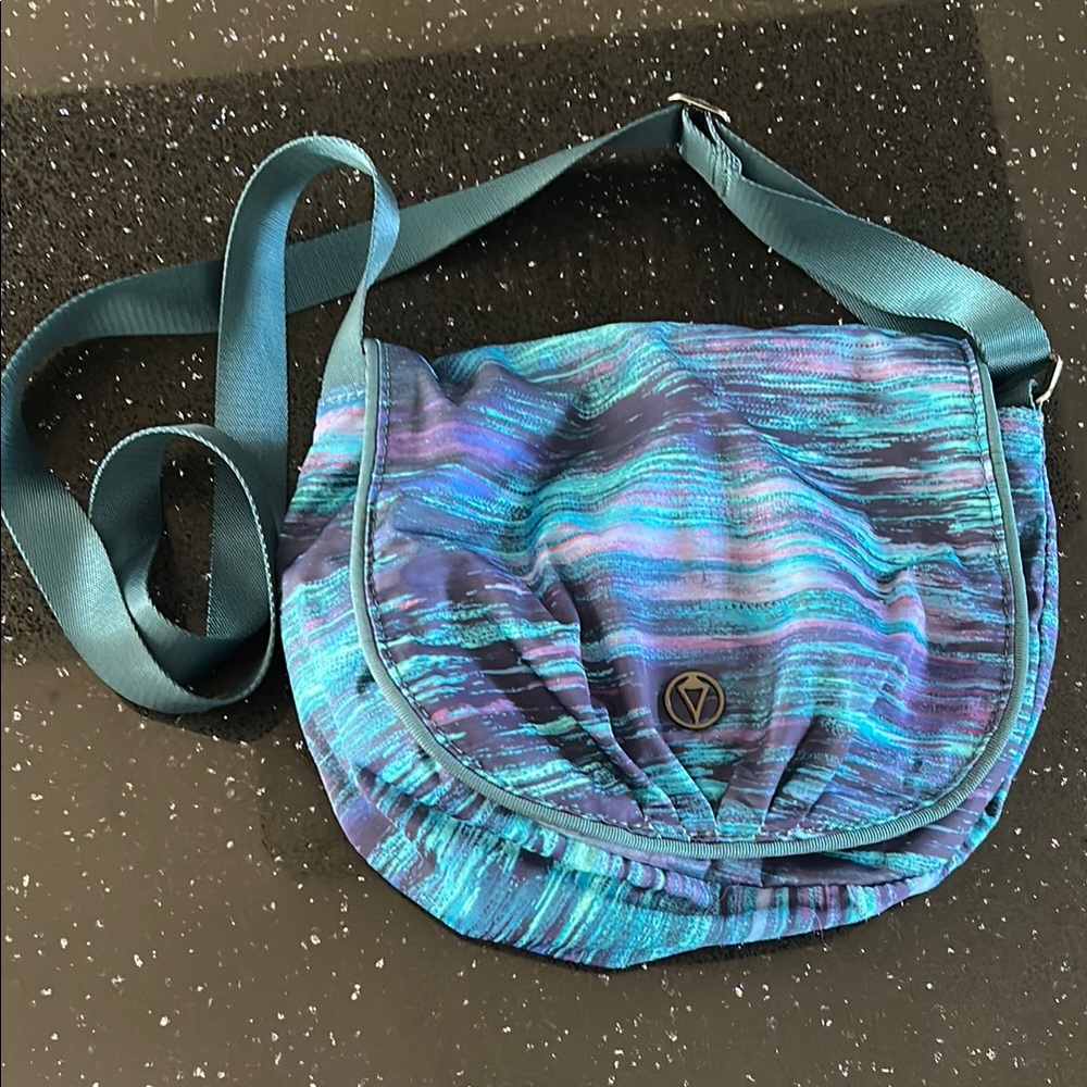 Ivivva Blue and Purple Holographic Bag